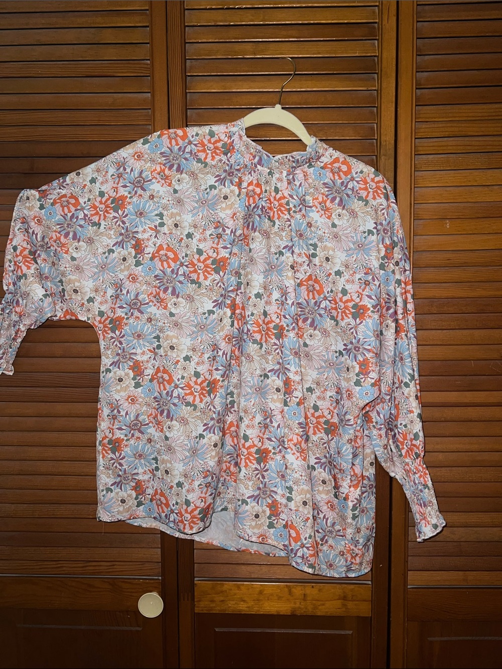 Source Unknown Floral Long-Sleeve Blouse in Coral, Blue, White